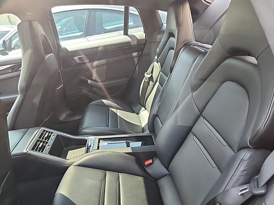 2018 Porsche Panamera Base RWD