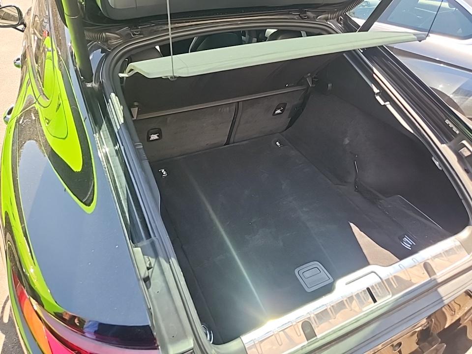 2018 Porsche Panamera Base RWD