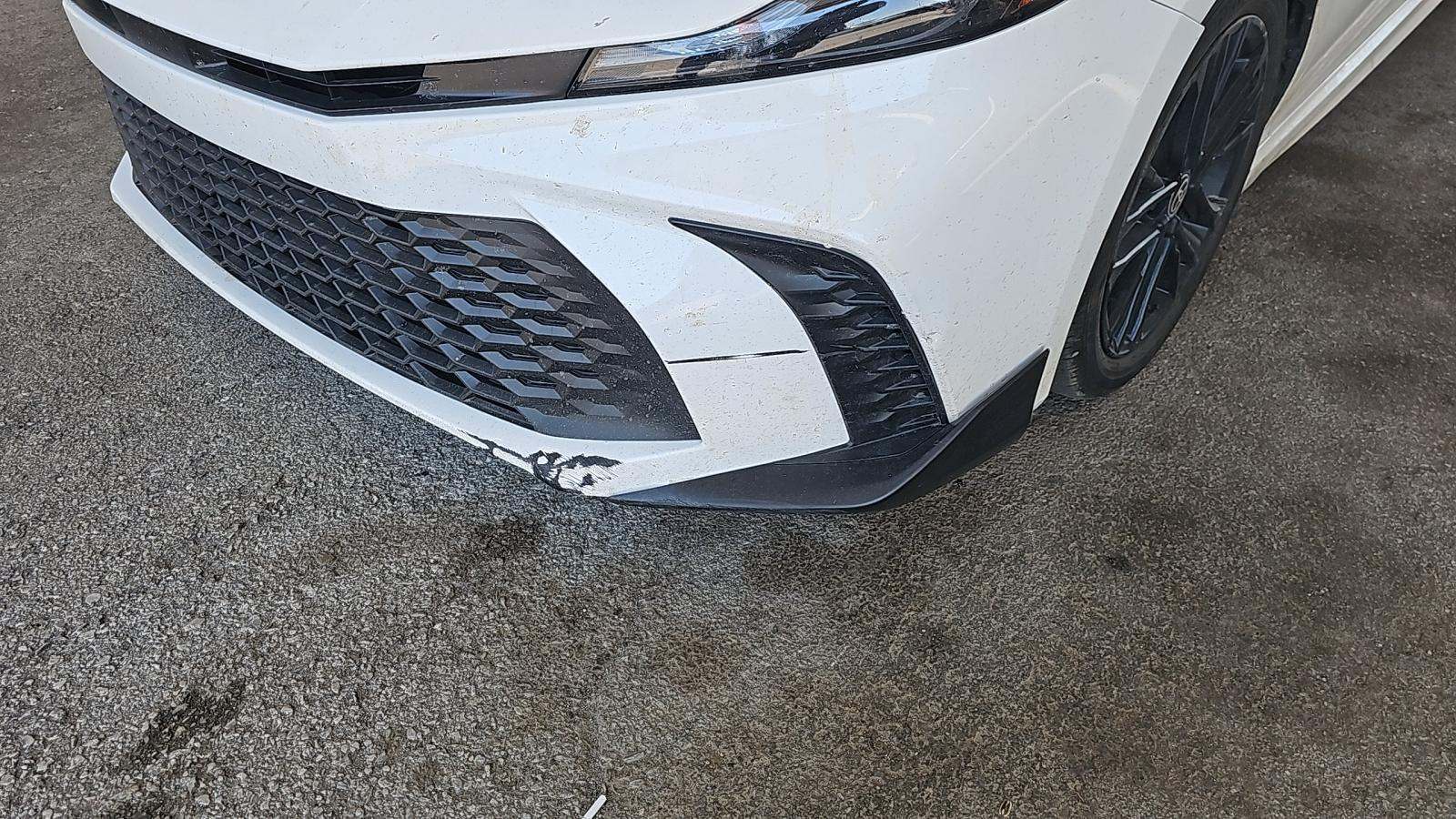 2025 Toyota Camry SE FWD