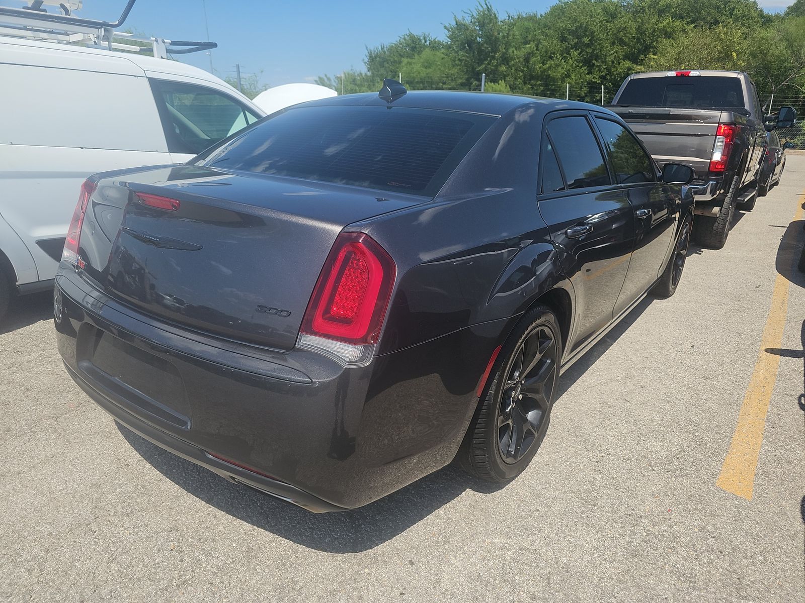 2021 Chrysler 300 Touring RWD