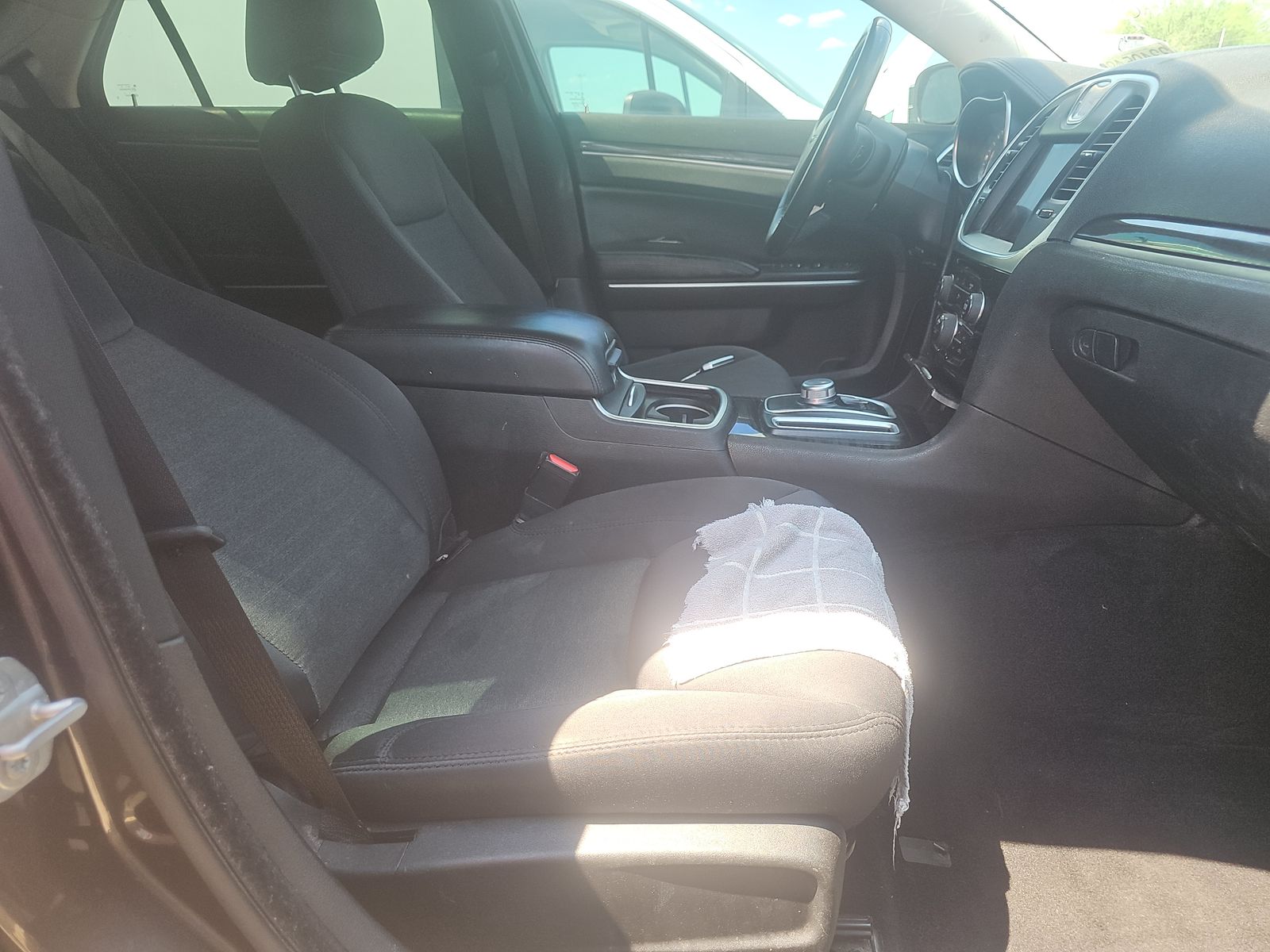 2021 Chrysler 300 Touring RWD