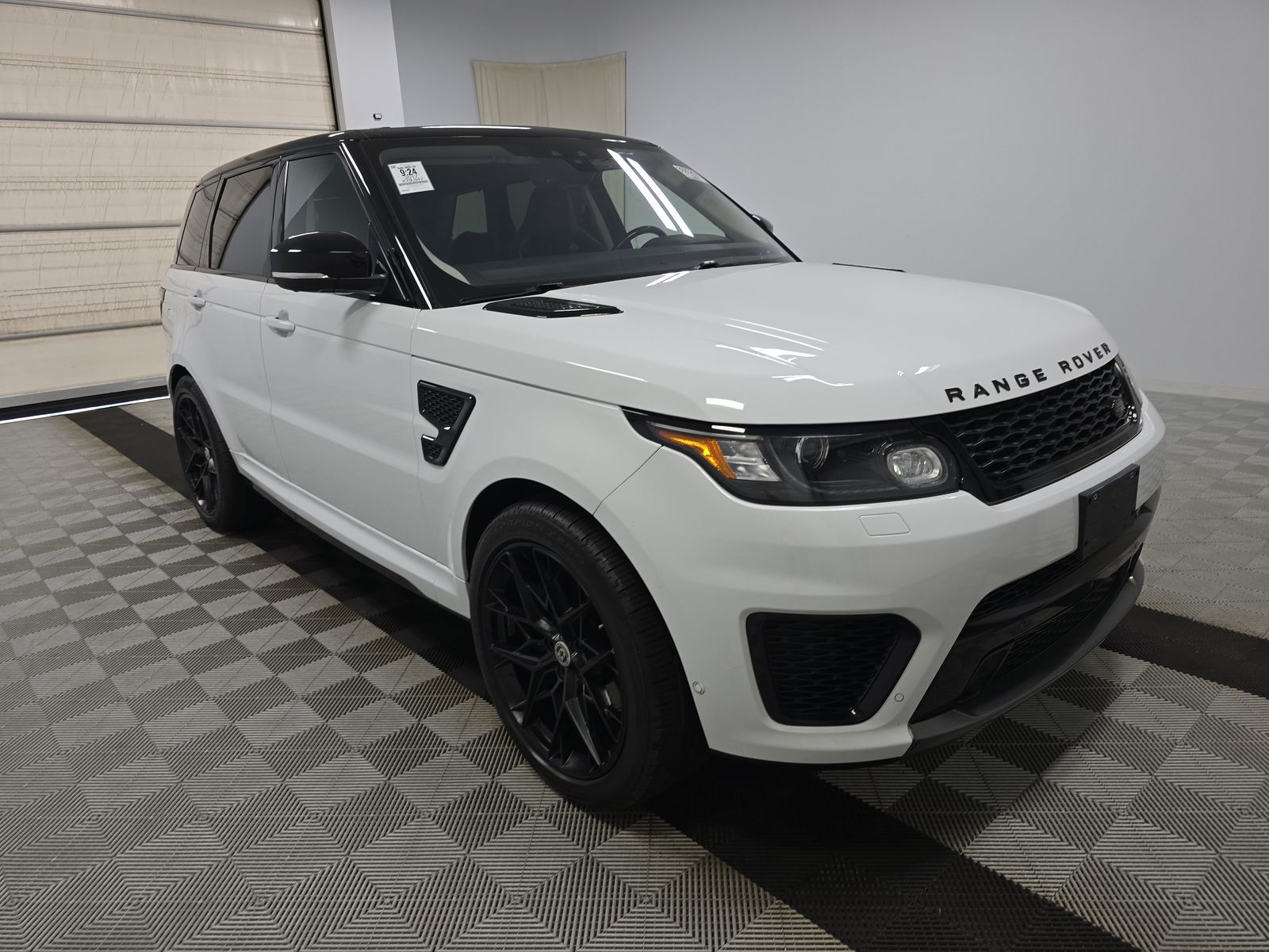 2017 Land Rover Range Rover Sport SVR AWD