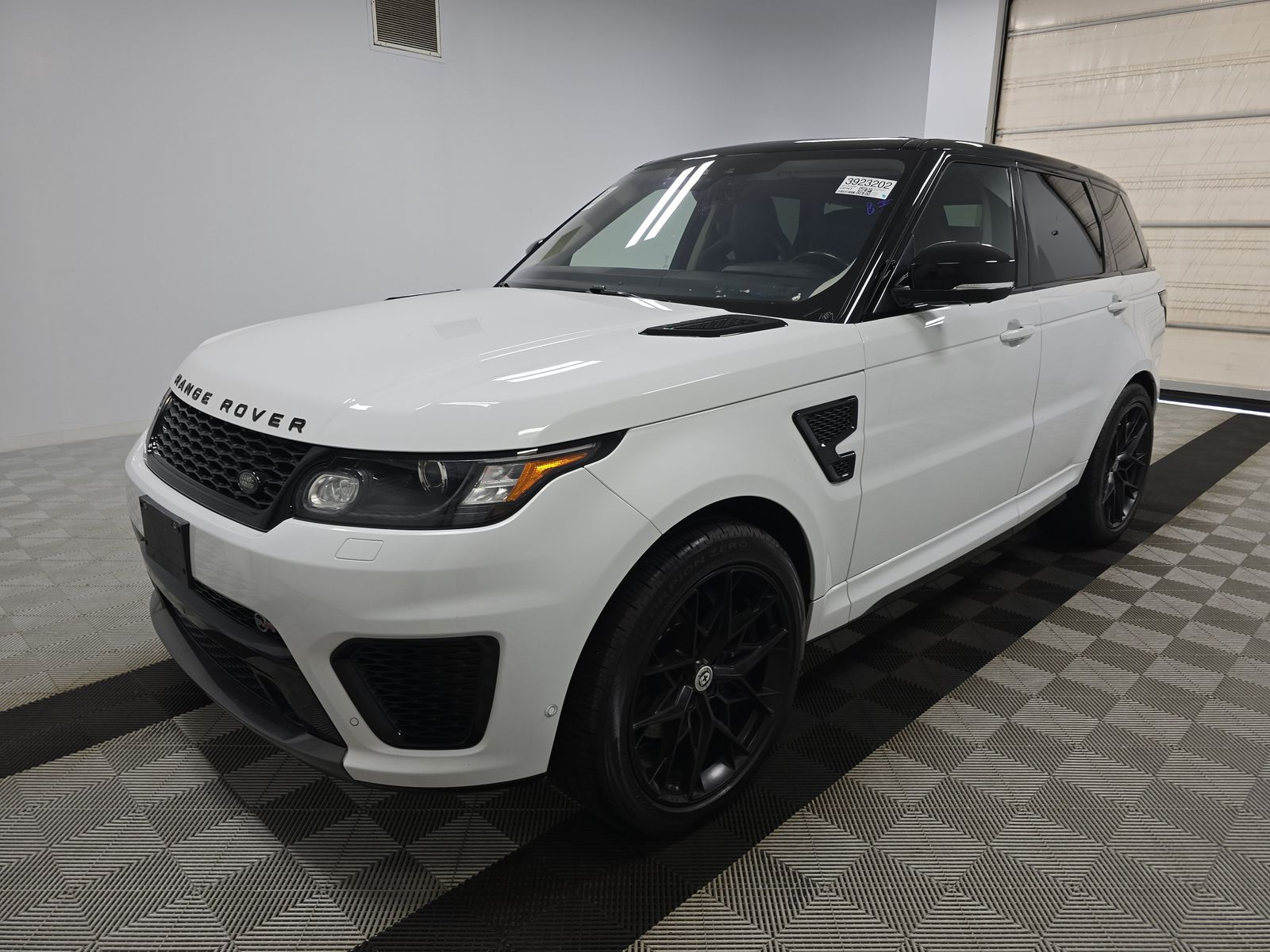 2017 Land Rover Range Rover Sport SVR AWD