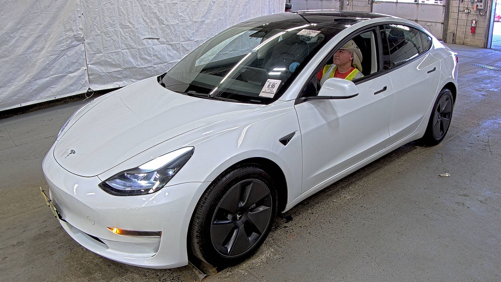 2023 Tesla Model 3 Standard Range RWD