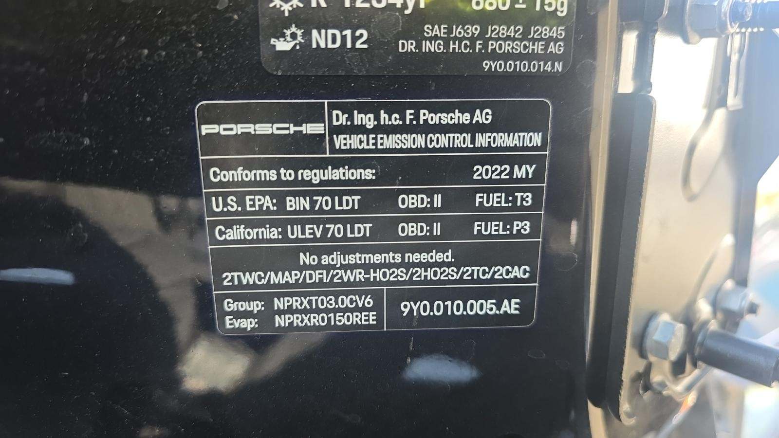 2022 Porsche Cayenne S Platinum Edition AWD