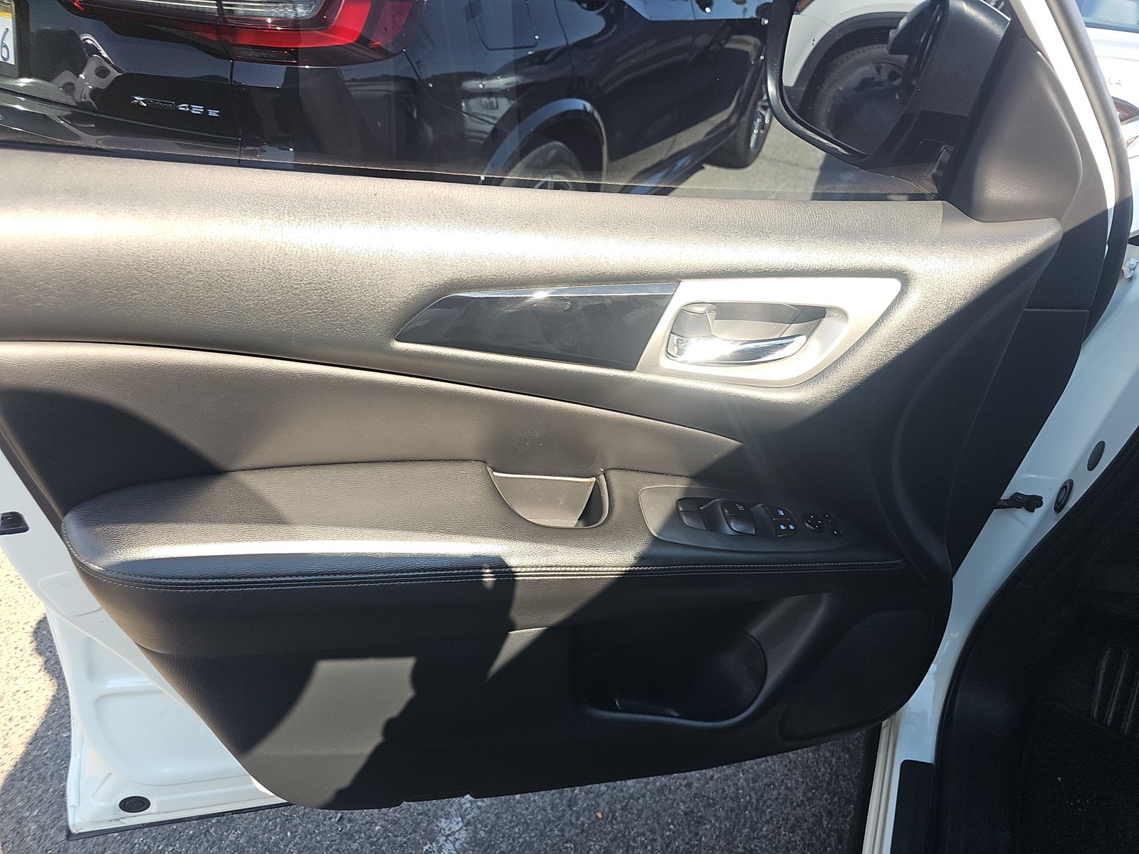 2020 Nissan Pathfinder S FWD