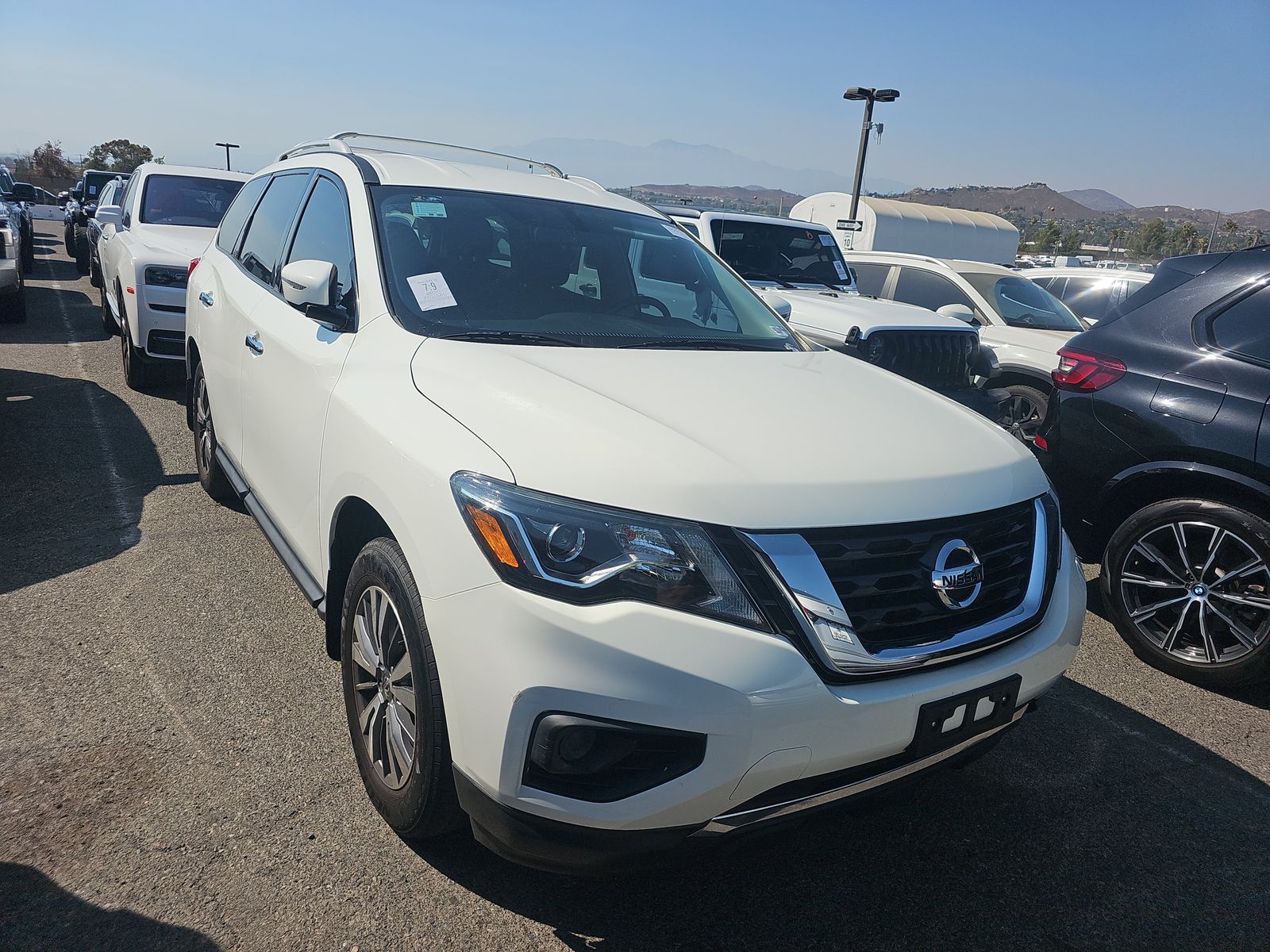 2020 Nissan Pathfinder S FWD