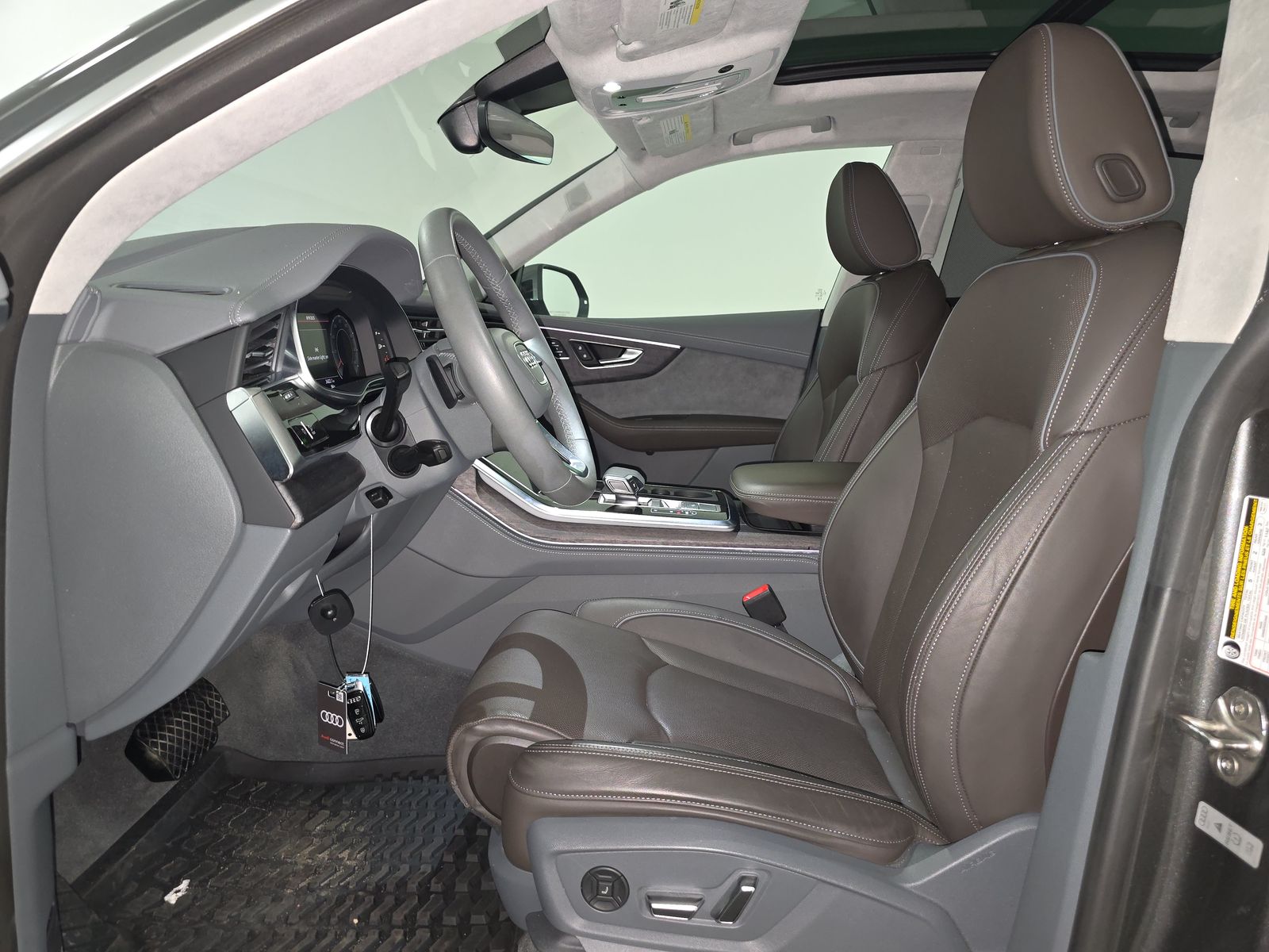 2023 Audi Q8 Prestige AWD