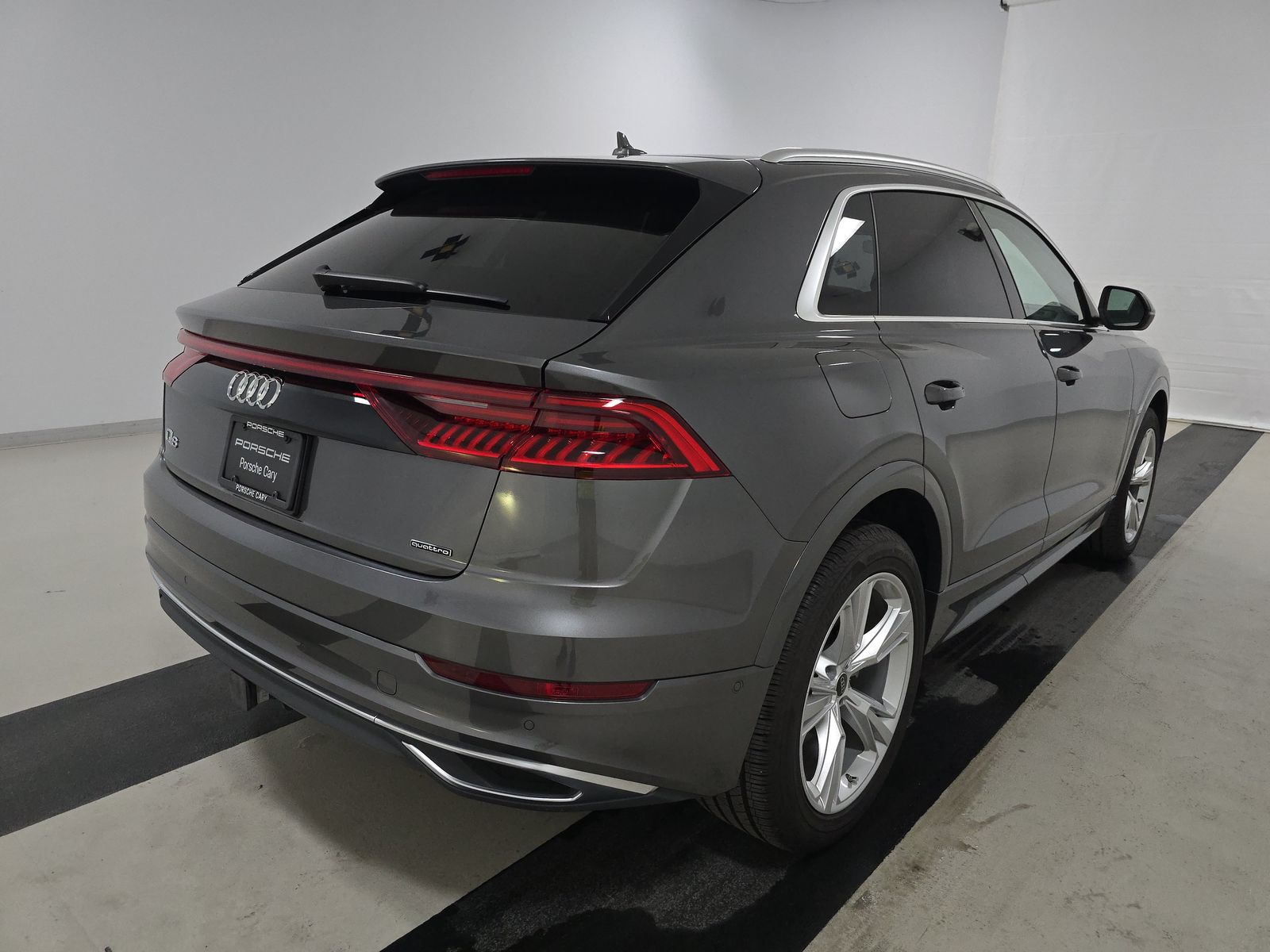 2023 Audi Q8 Prestige AWD