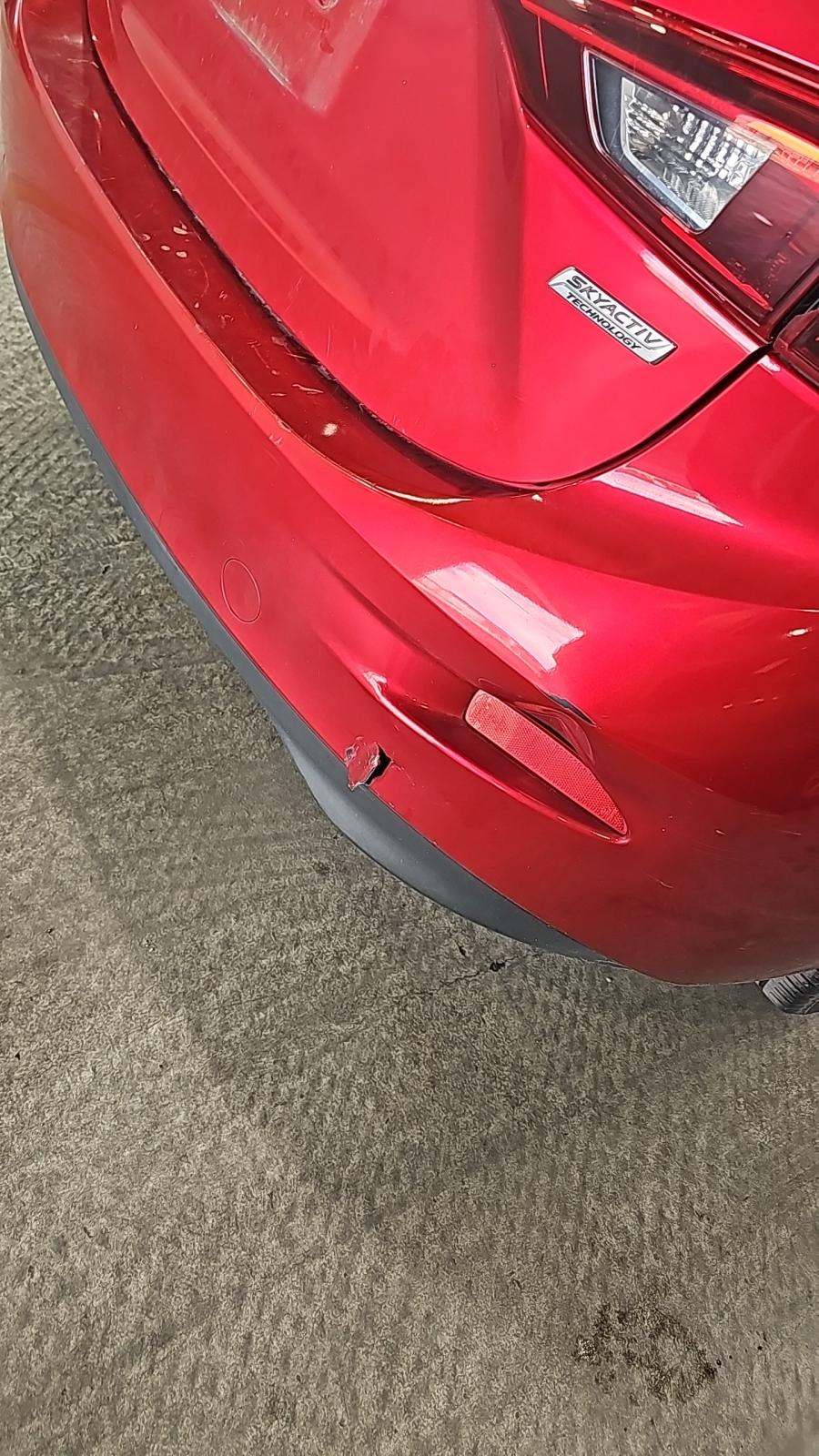 2016 MAZDA MAZDA3 i Sport FWD