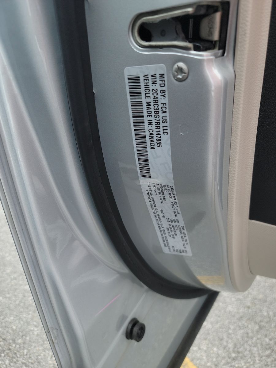 2024 Chrysler Pacifica Touring L AWD