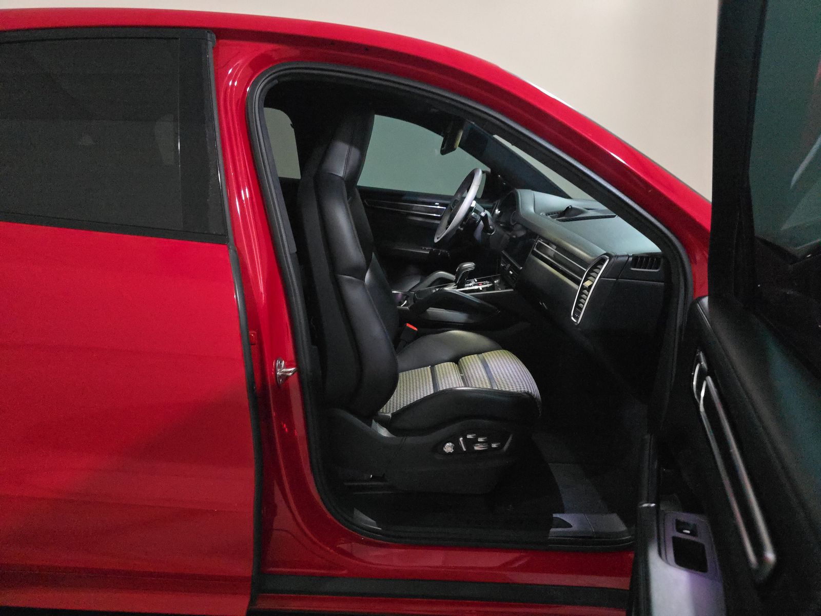 2021 Porsche Cayenne GTS AWD
