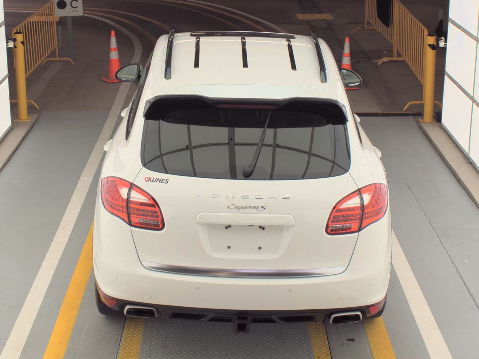 2013 Porsche Cayenne S AWD