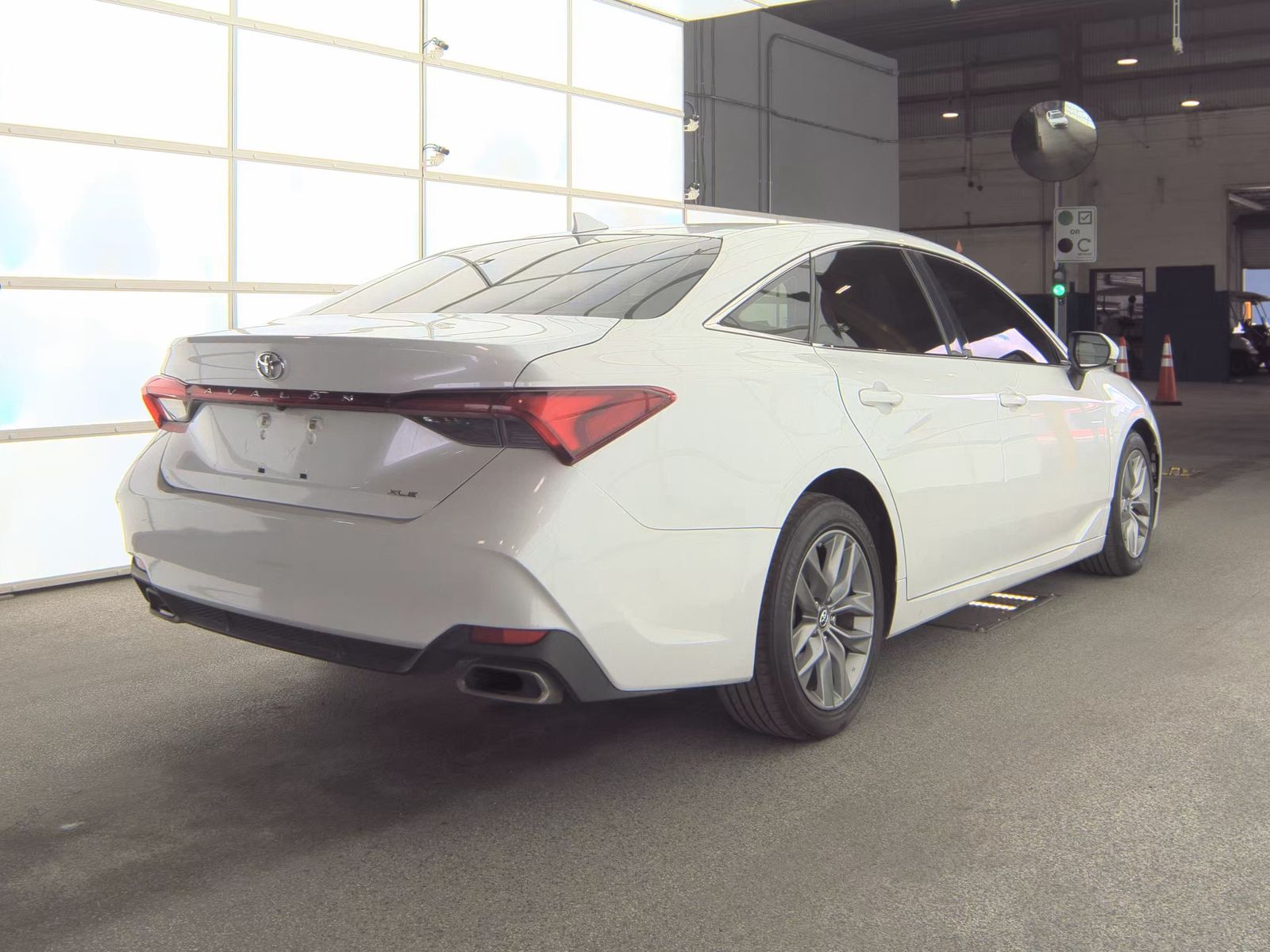 2019 Toyota Avalon XLE FWD