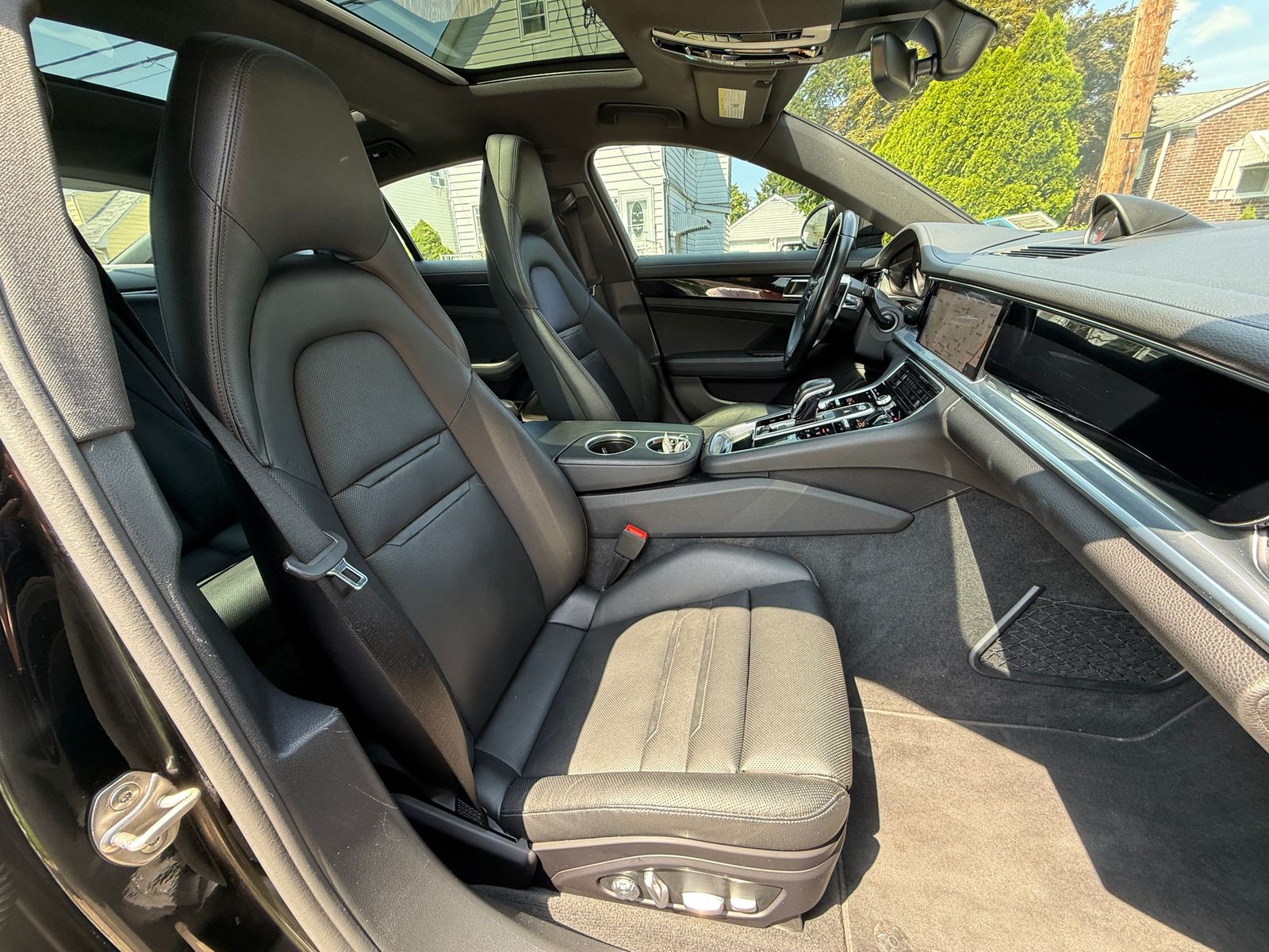 2018 Porsche Panamera Base RWD