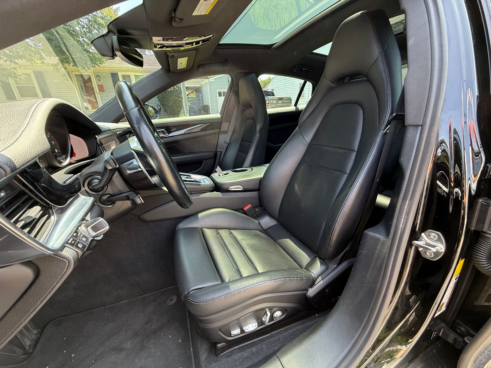 2018 Porsche Panamera Base RWD