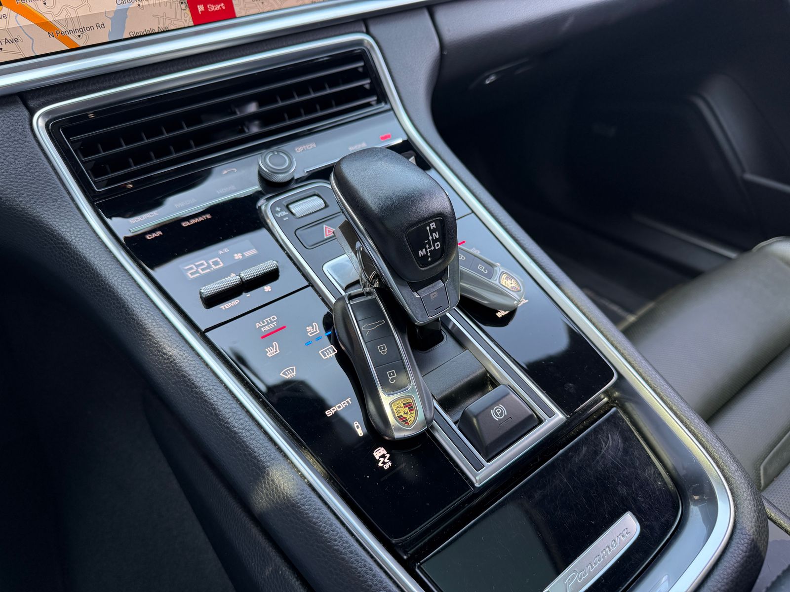 2018 Porsche Panamera Base RWD