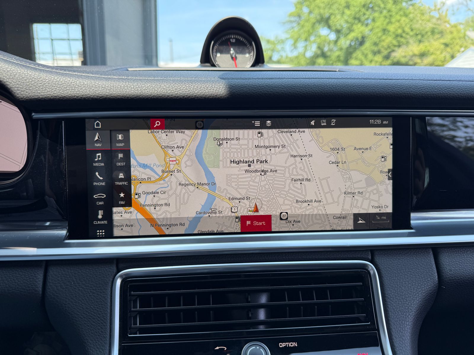 2018 Porsche Panamera Base RWD