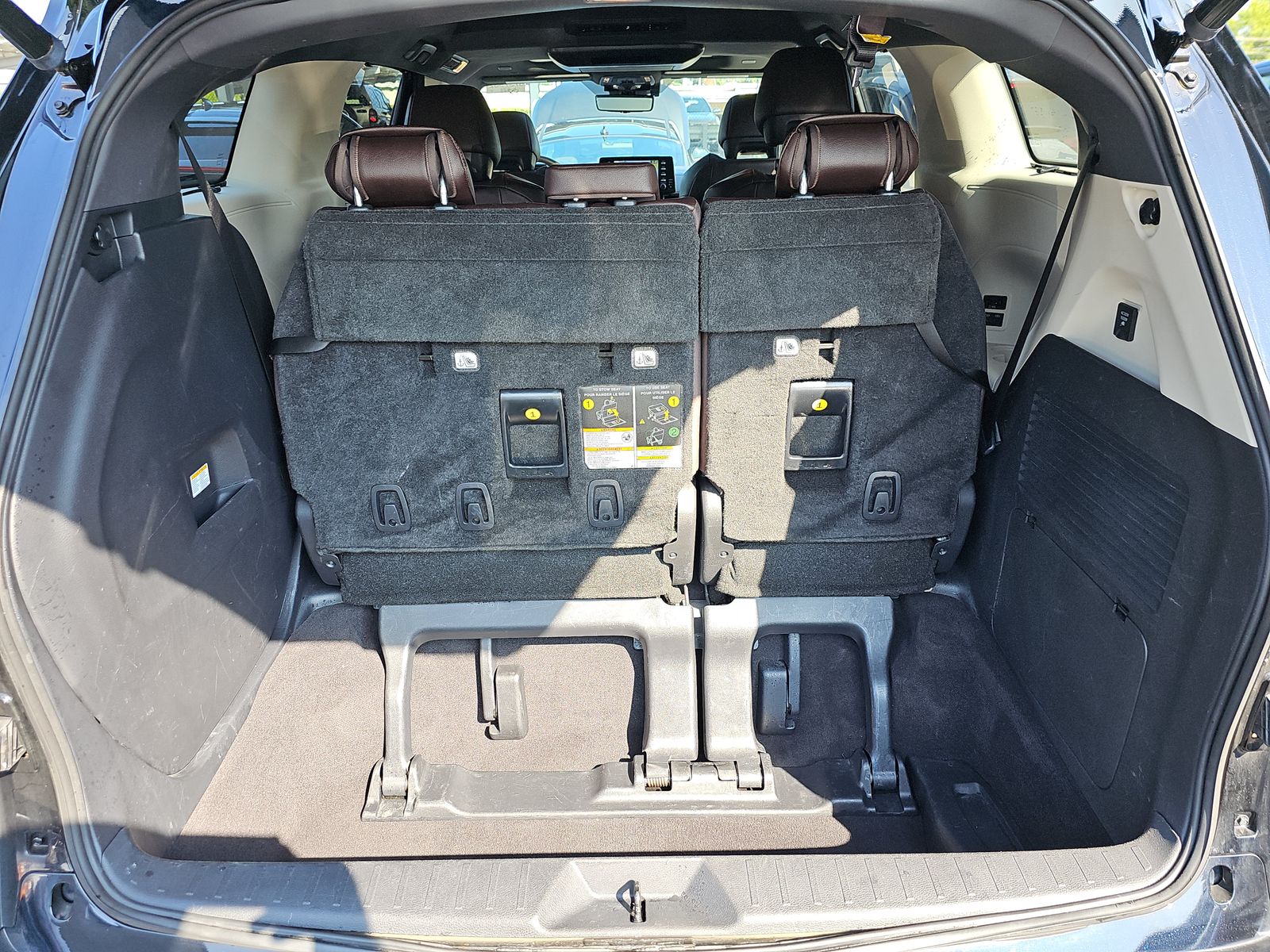 2021 Toyota Sienna Platinum AWD