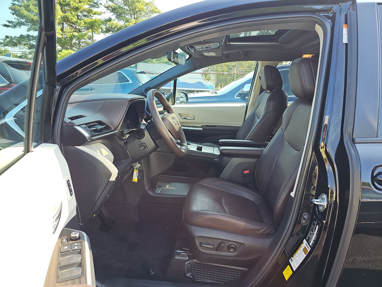 2021 Toyota Sienna Platinum AWD