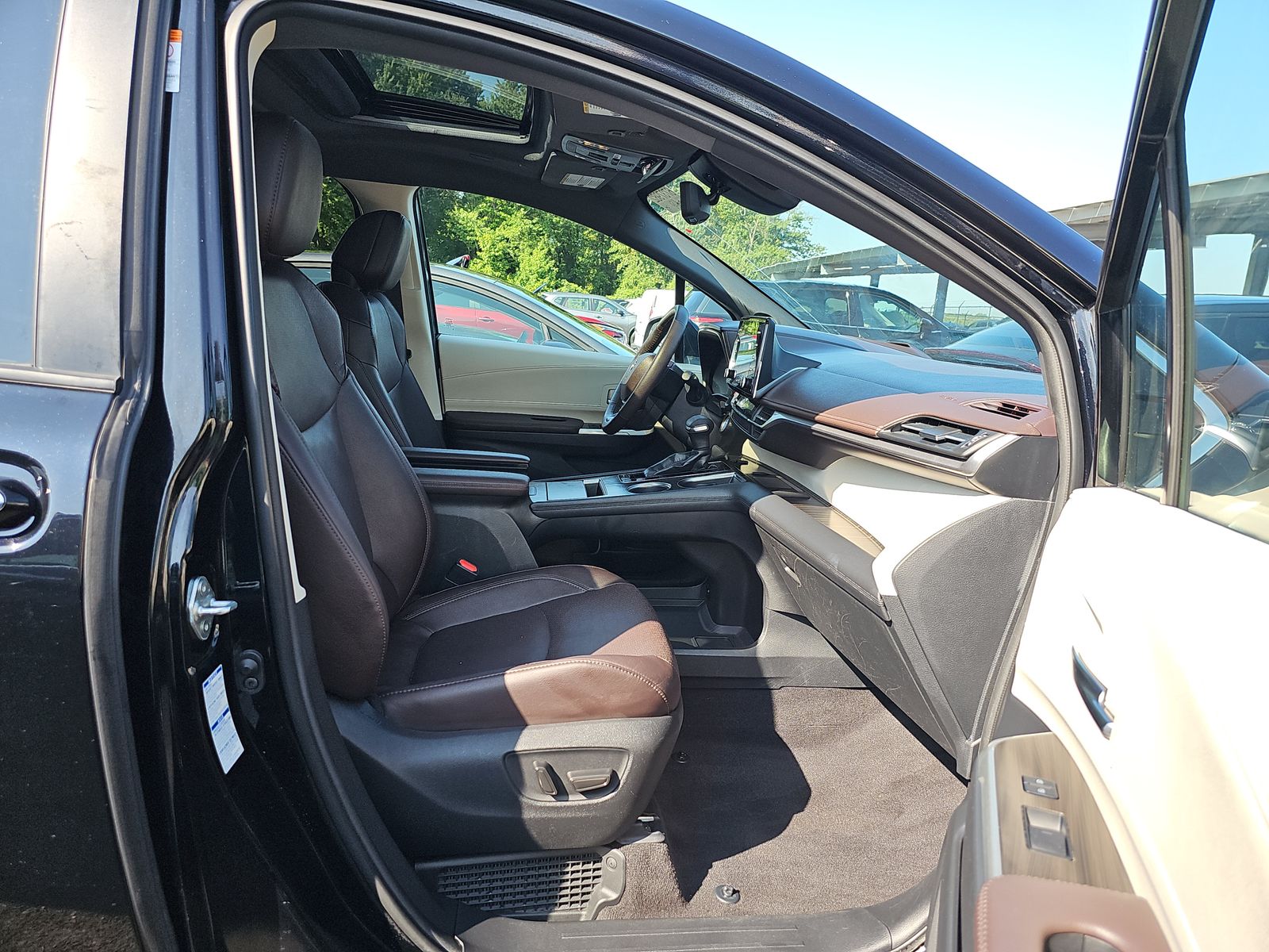 2021 Toyota Sienna Platinum AWD