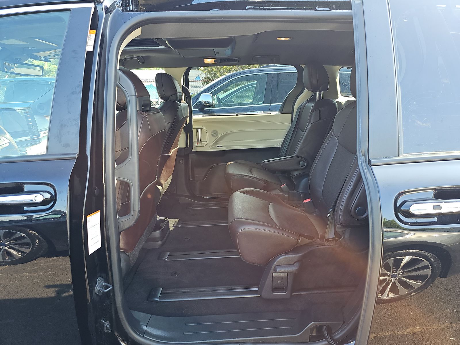 2021 Toyota Sienna Platinum AWD