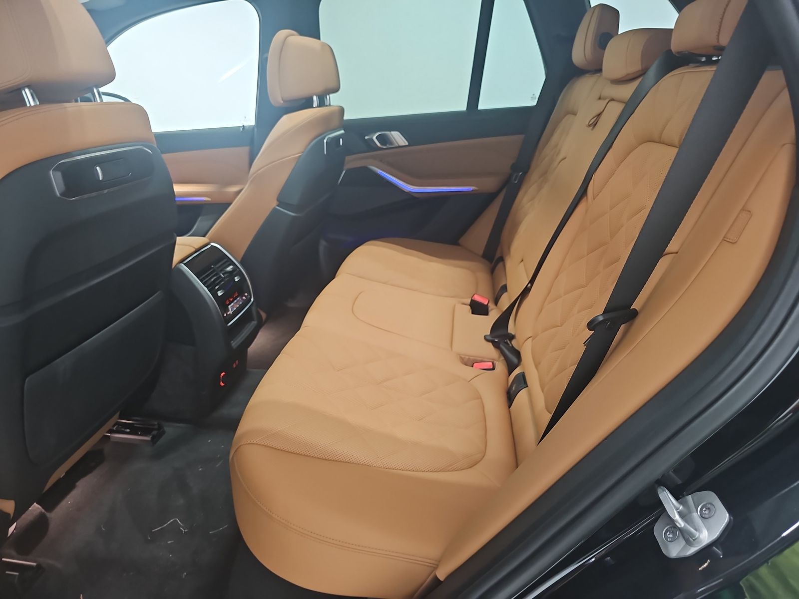 2025 BMW X5 M60i xDrive AWD