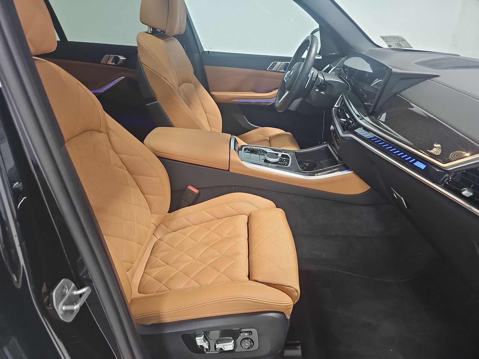 2025 BMW X5 M60i xDrive AWD