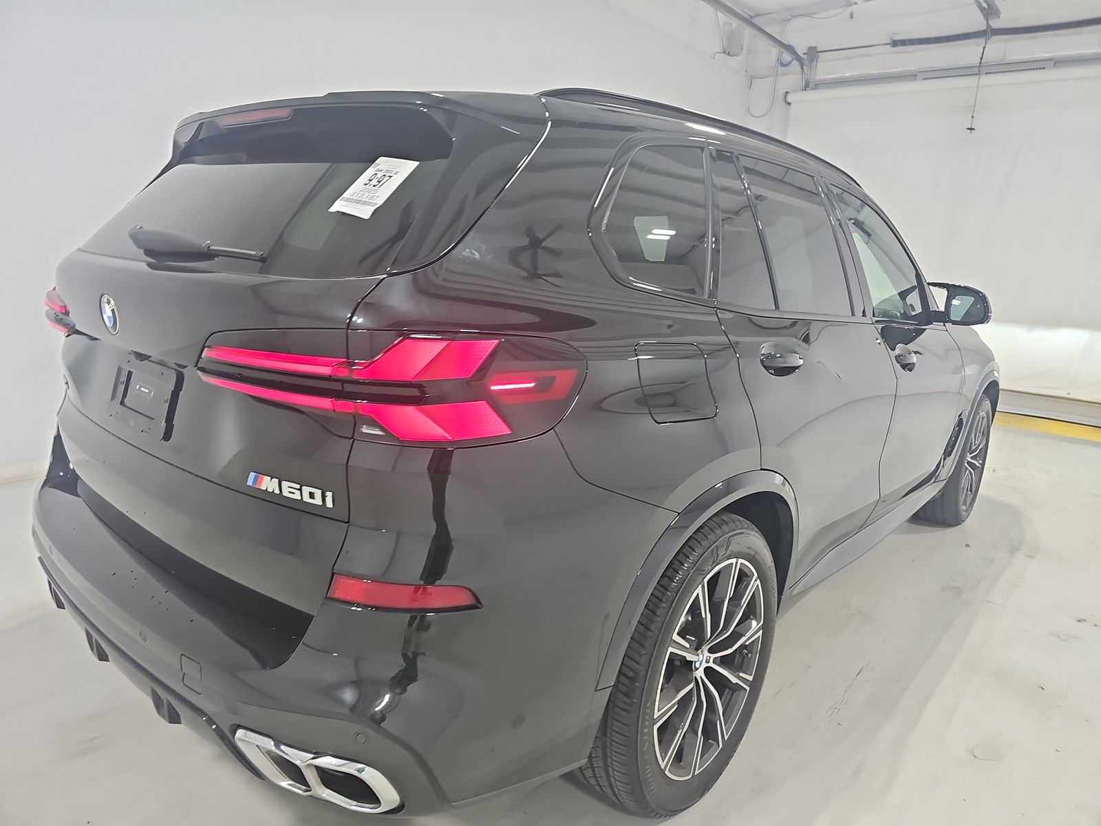 2025 BMW X5 M60i xDrive AWD