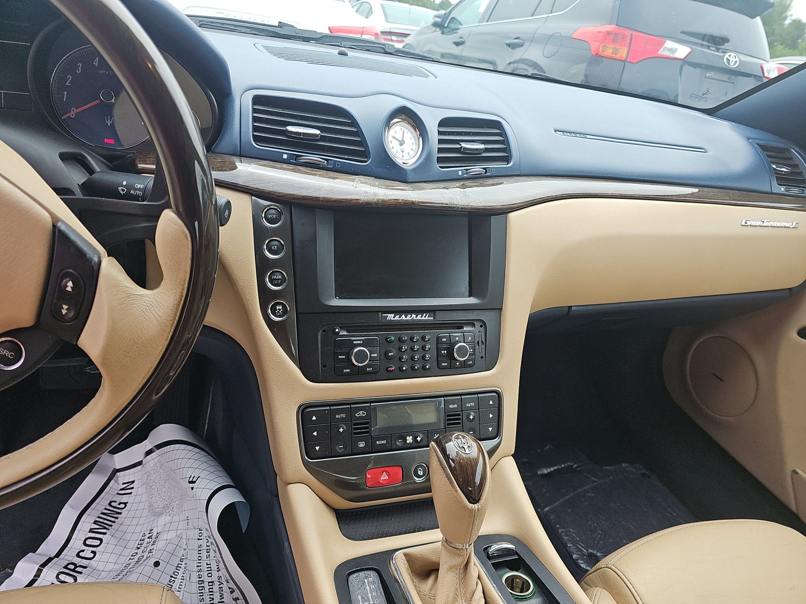 2015 Maserati GranTurismo Base FWD