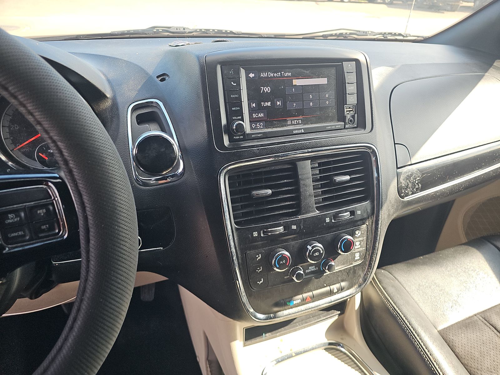 2020 Dodge Grand Caravan SXT FWD