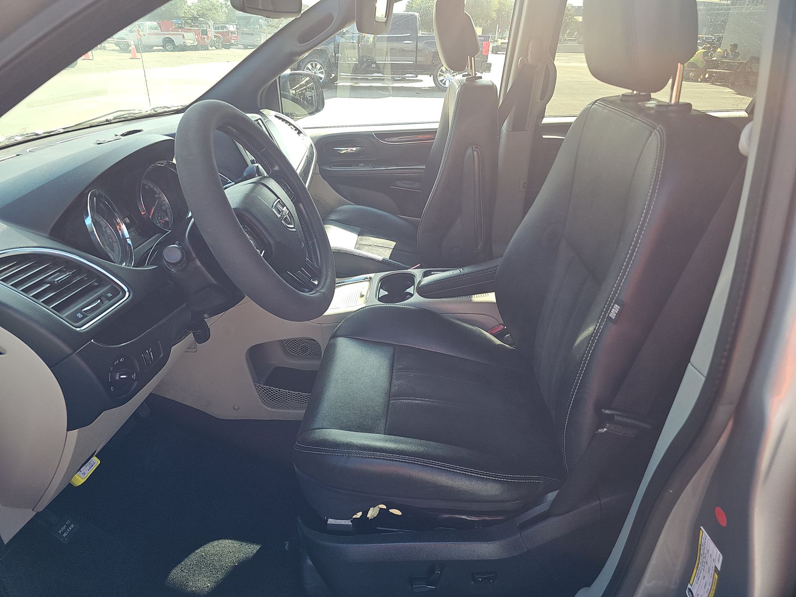 2020 Dodge Grand Caravan SXT FWD