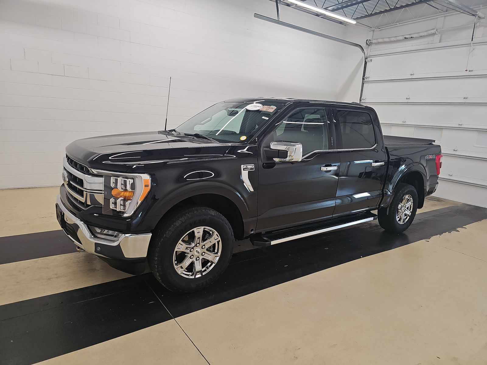 2022 Ford F-150 Lariat 4x4 SuperCrew 5-1/2 Box's photo