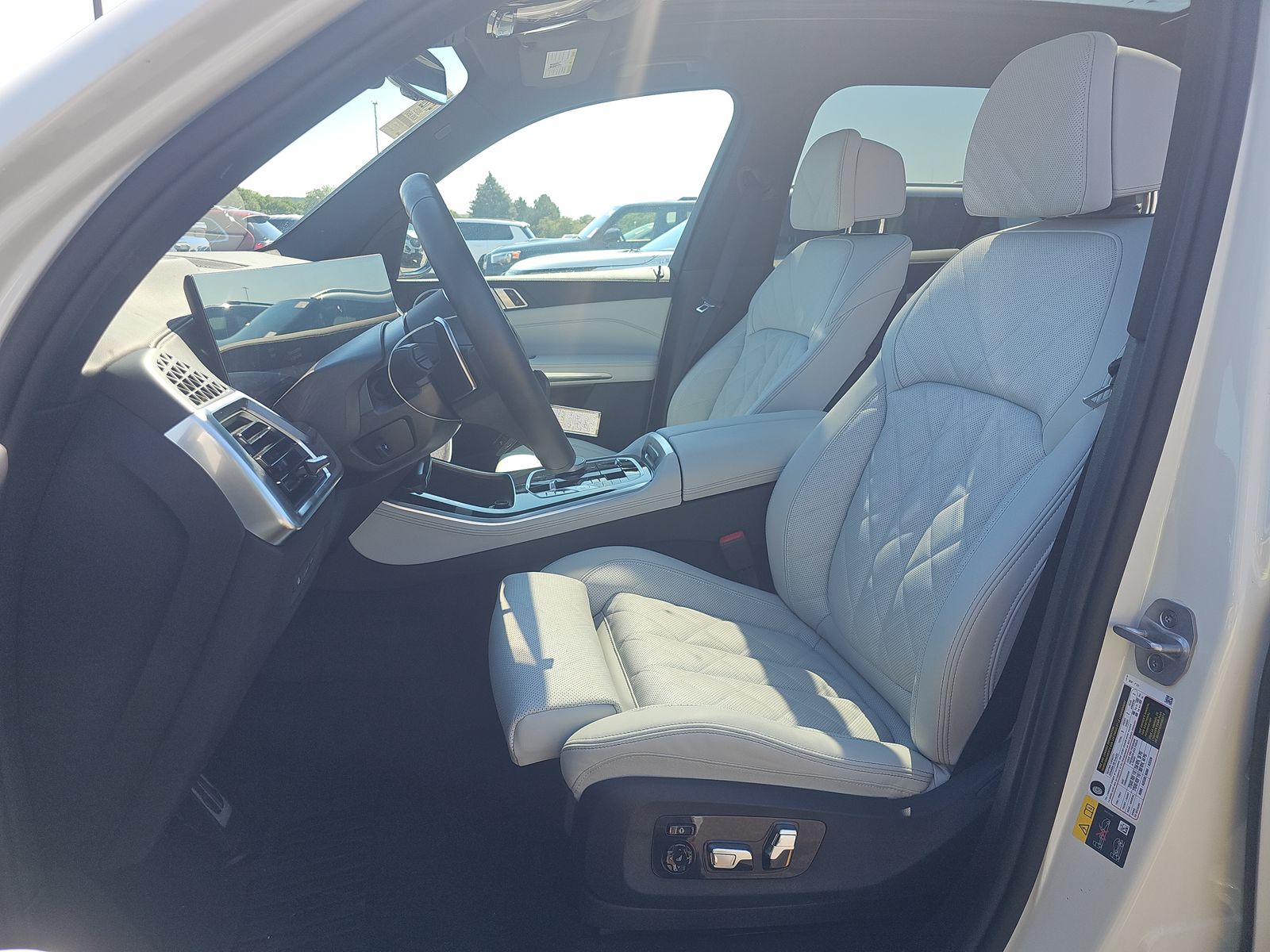 2025 BMW X5 xDrive50e AWD