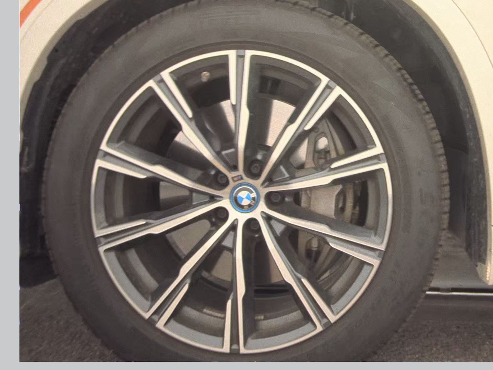 2025 BMW X5 xDrive50e AWD