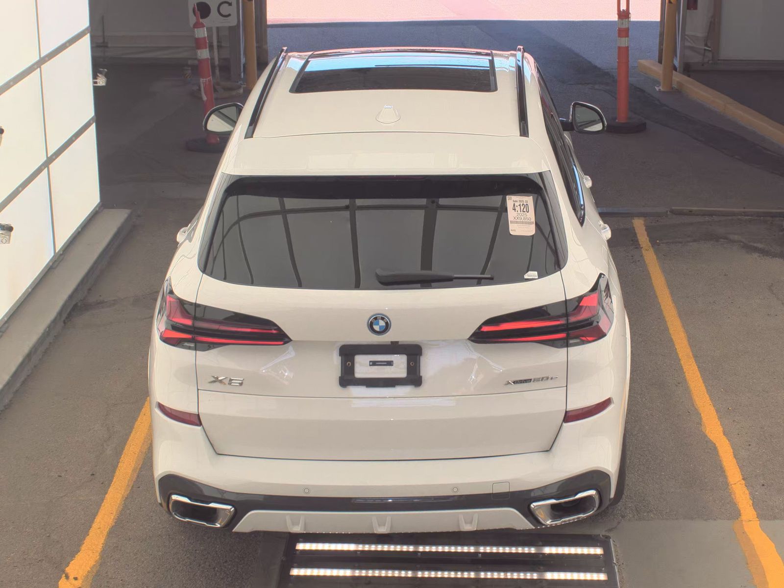 2025 BMW X5 xDrive50e AWD