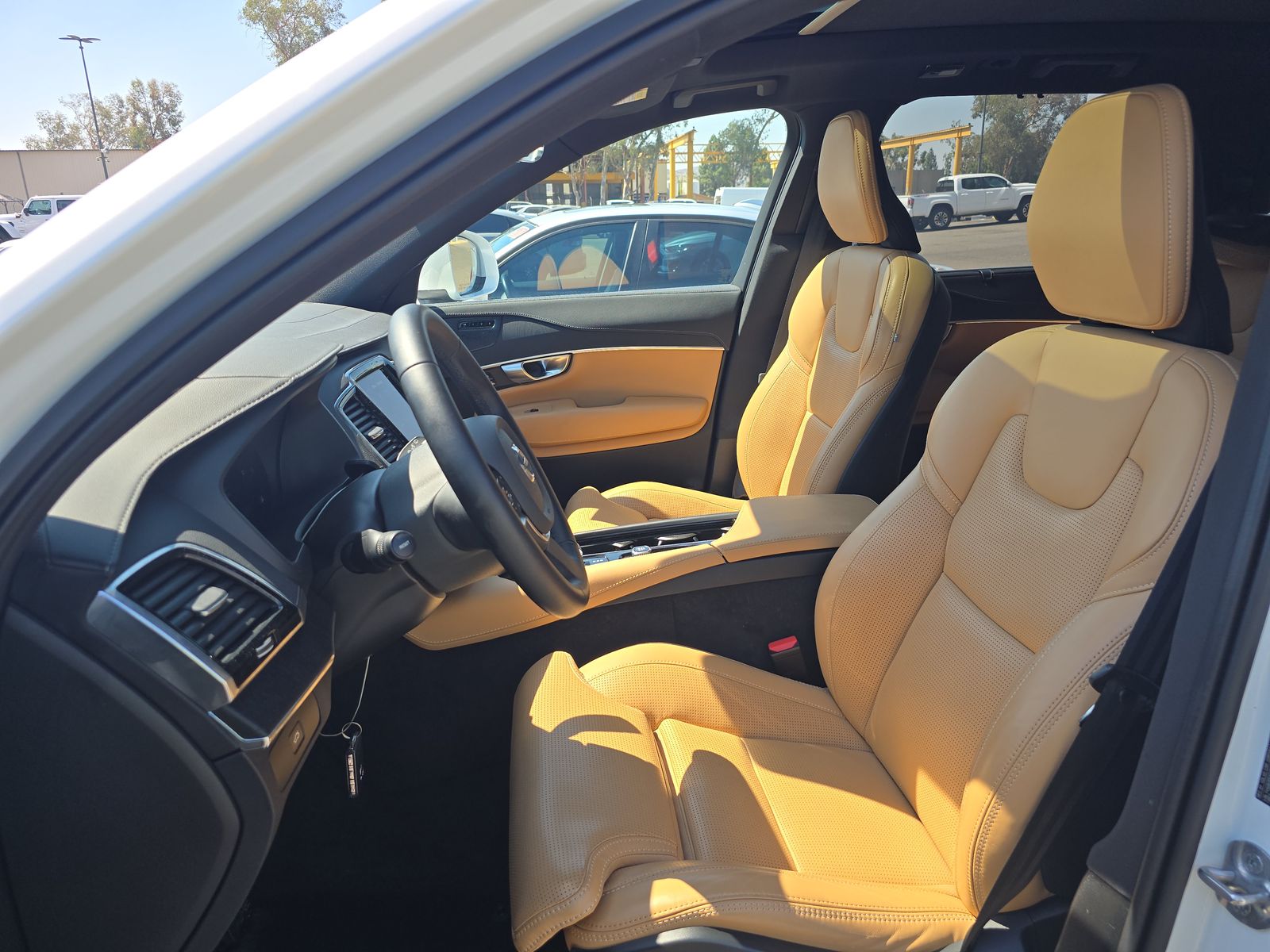 2024 Volvo XC90 B6 Ultimate AWD