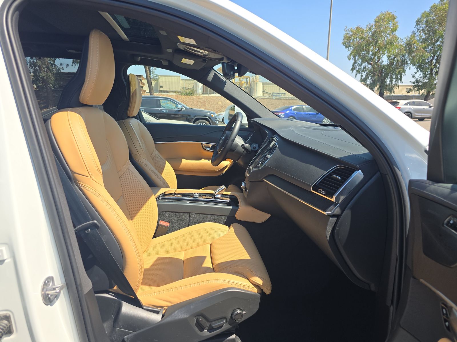 2024 Volvo XC90 B6 Ultimate AWD