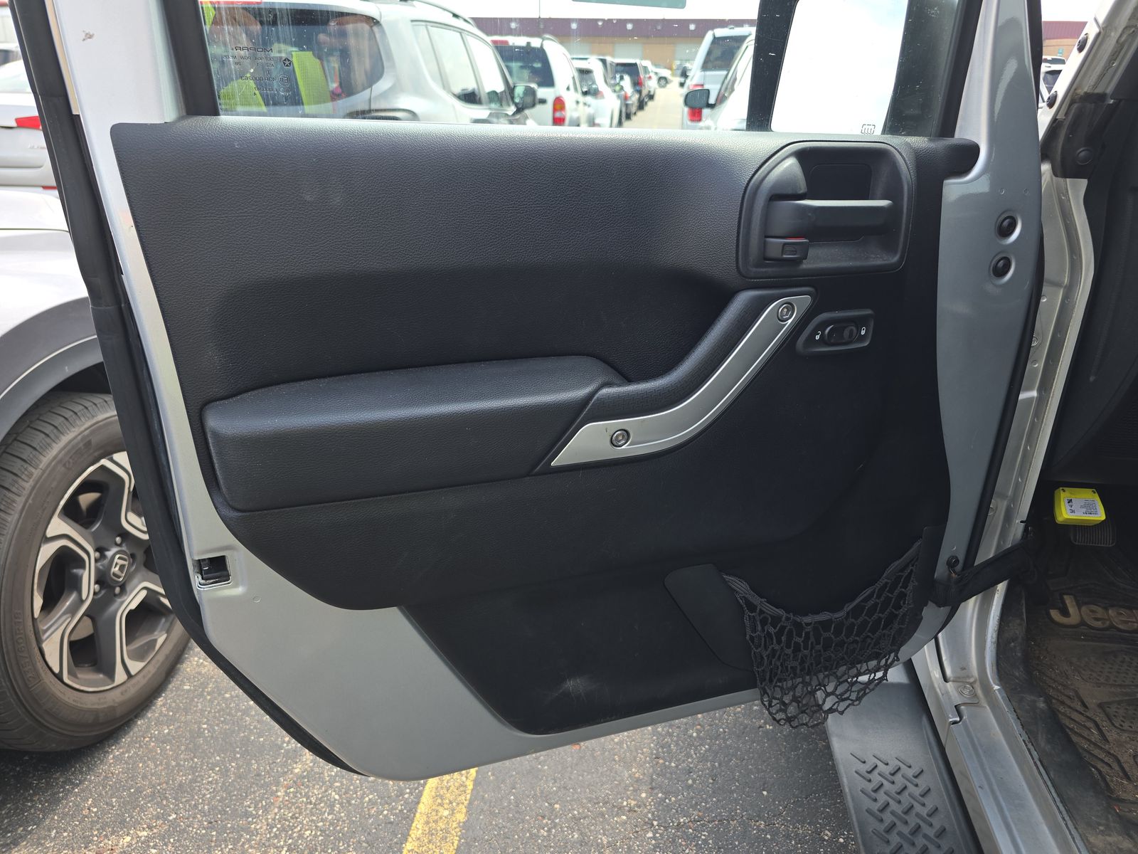 2011 Jeep Wrangler Sahara AWD