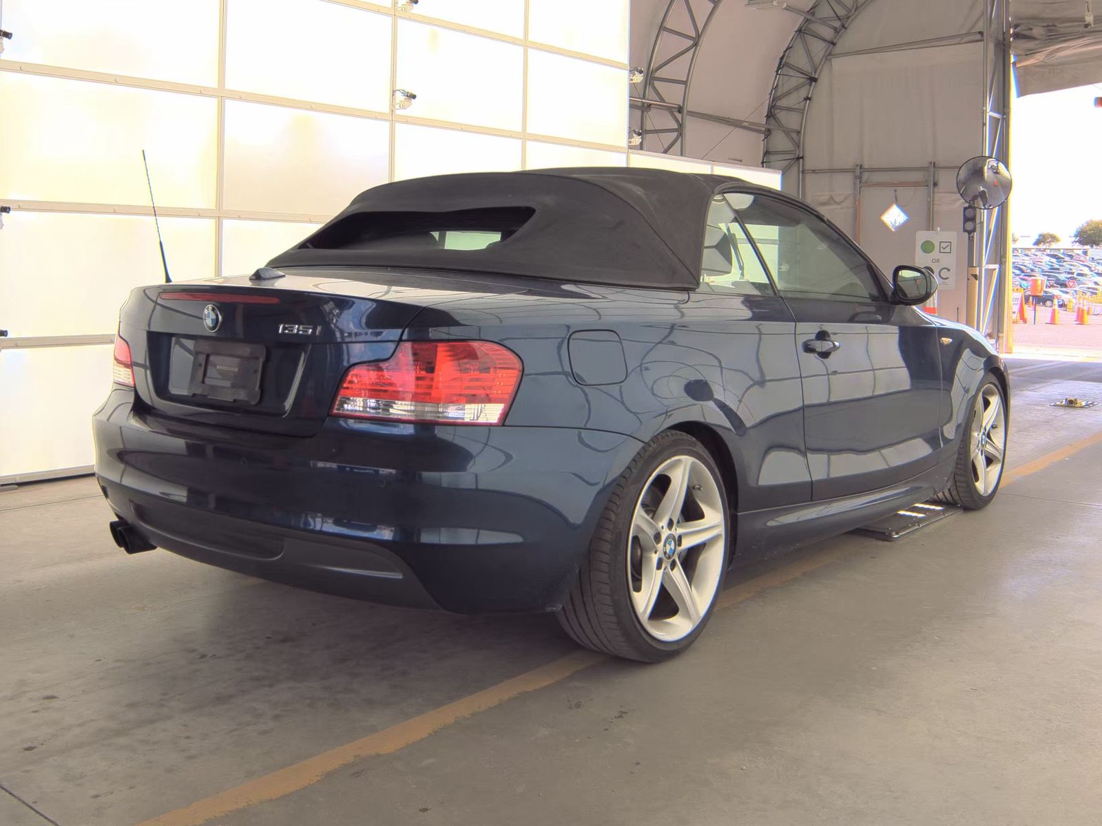 2011 BMW 1 Series 135i RWD