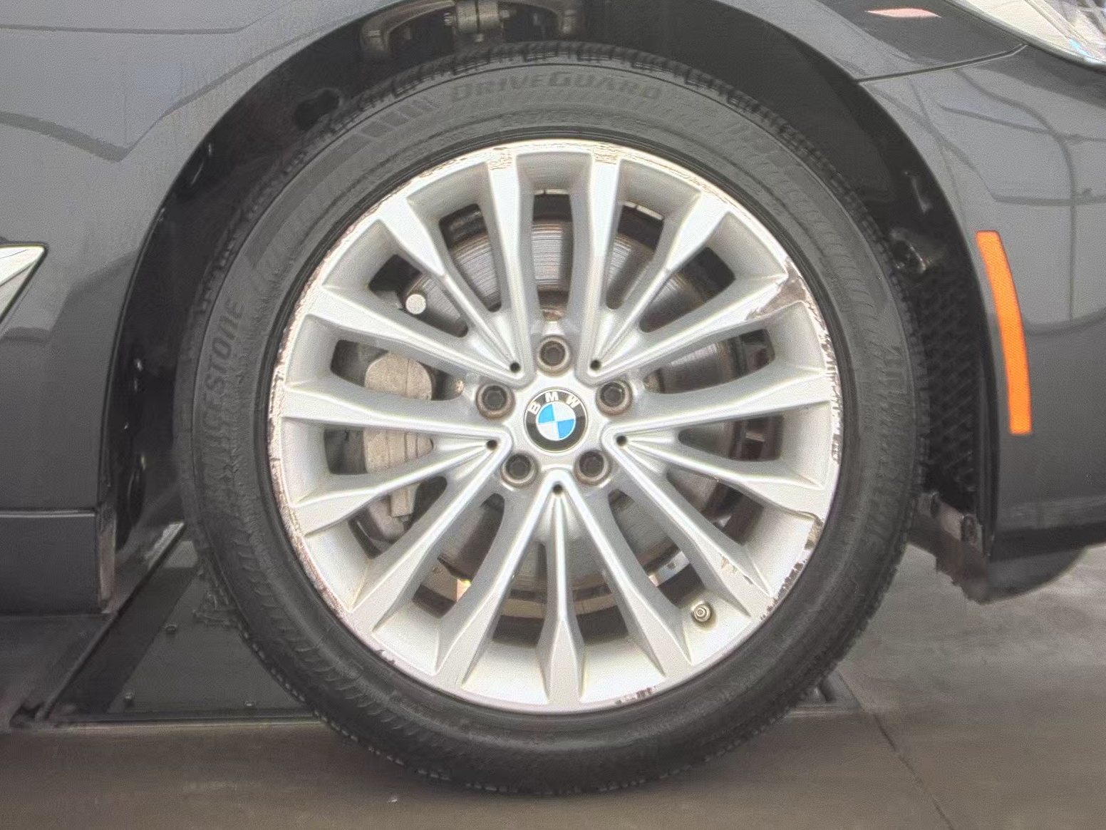 2023 BMW 5 Series 530i xDrive AWD