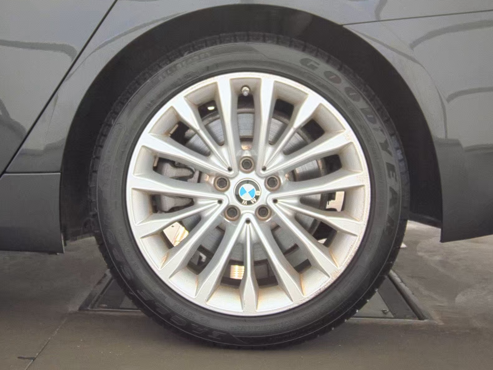 2023 BMW 5 Series 530i xDrive AWD