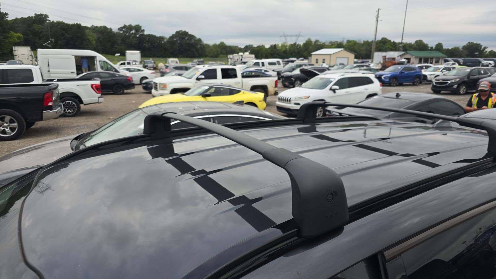 2022 Kia Sorento S FWD