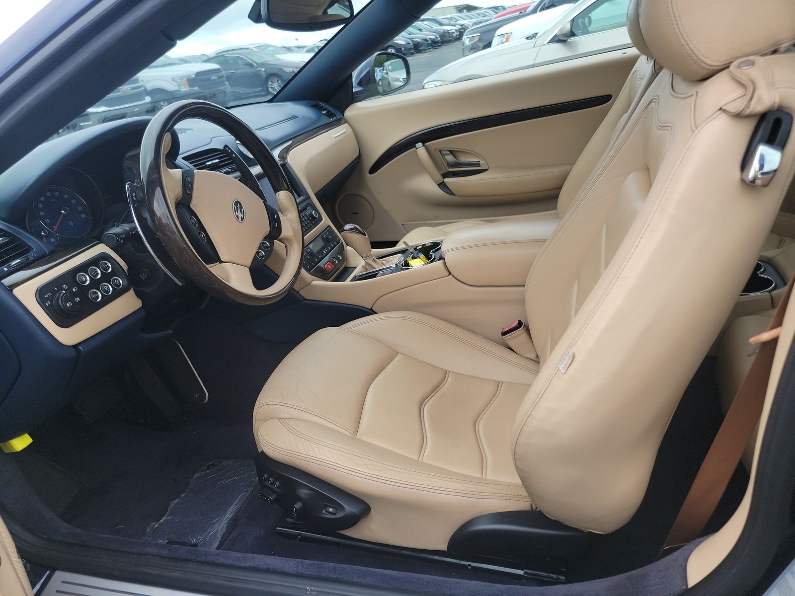 2015 Maserati GranTurismo Base FWD