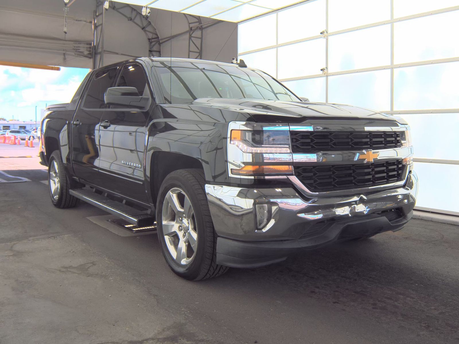 2017 Chevrolet Silverado 1500 LT RWD