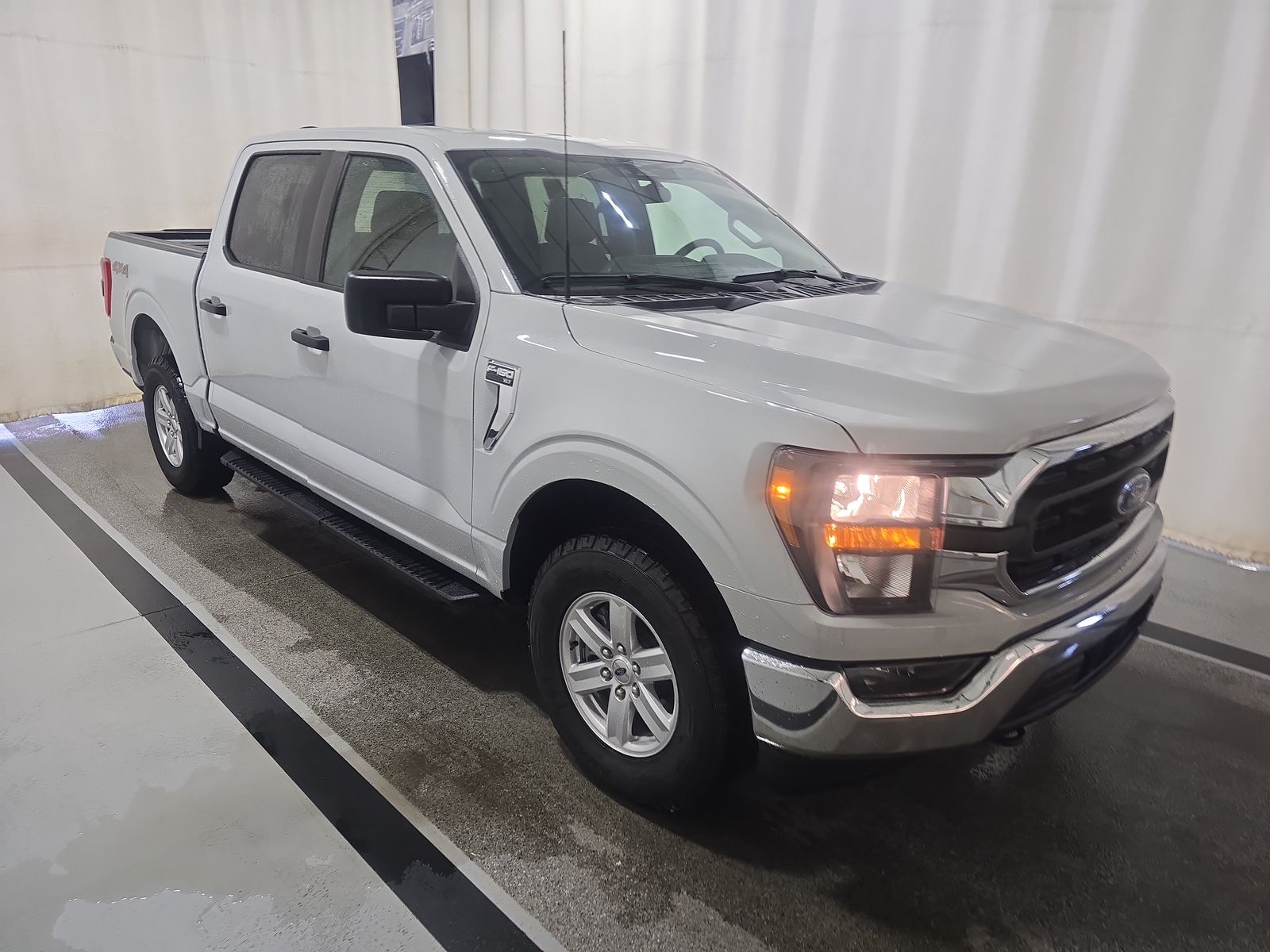 2023 Ford F-150 XLT AWD