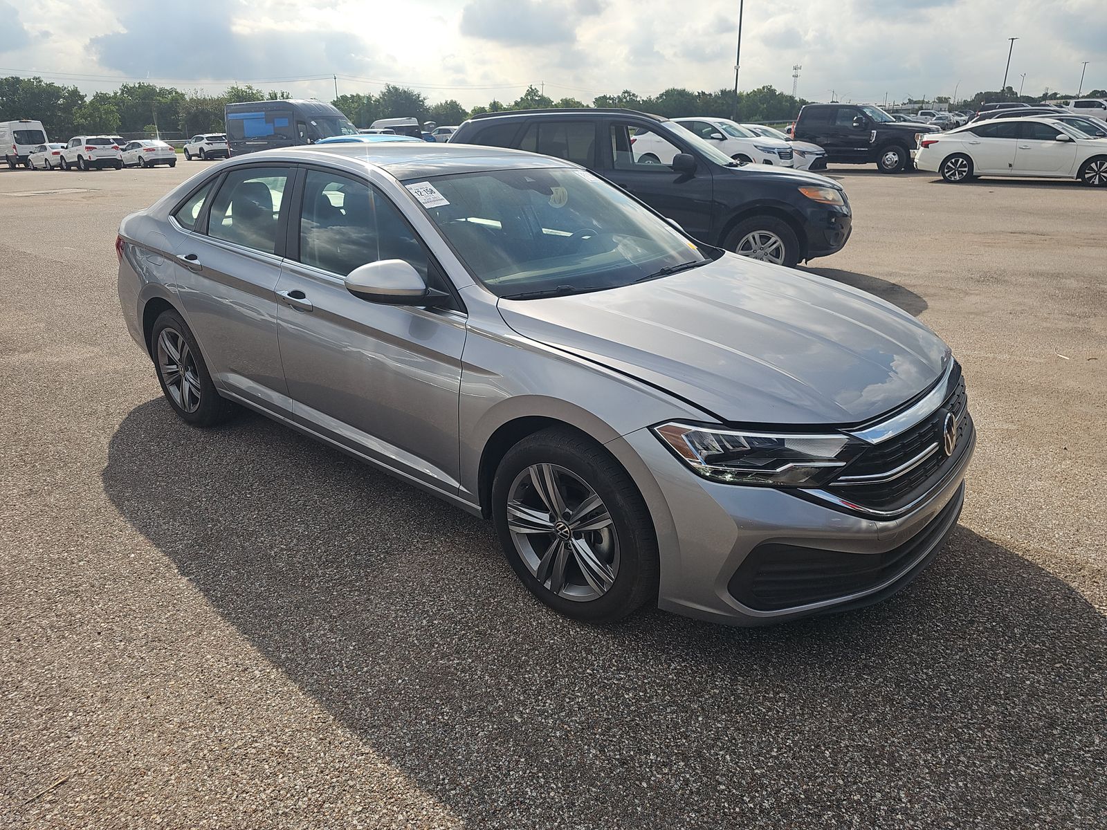 2024 Volkswagen Jetta 1.5T SE FWD