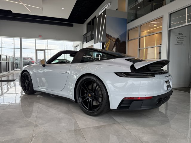 2024 Porsche 911 4 GTS Targa AWD