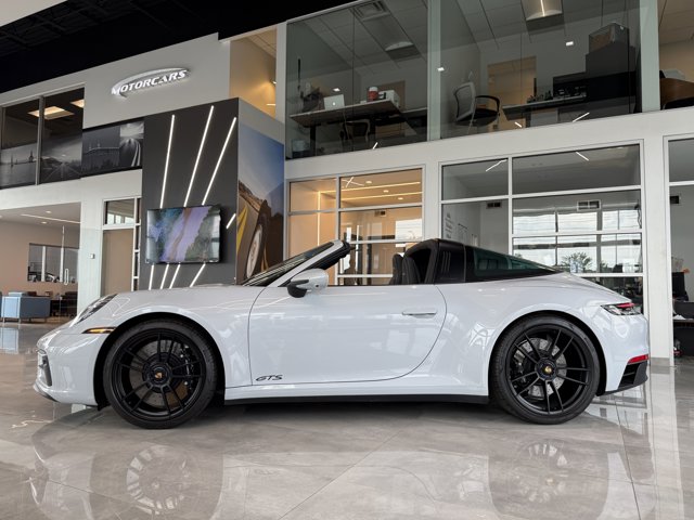 2024 Porsche 911 4 GTS Targa AWD