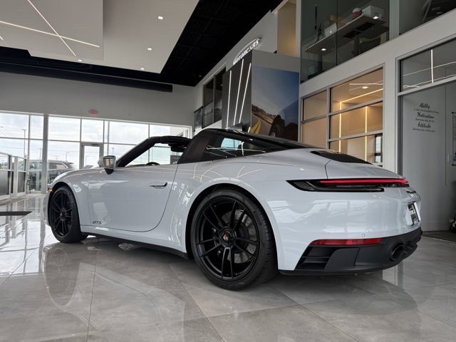 2024 Porsche 911 4 GTS Targa AWD